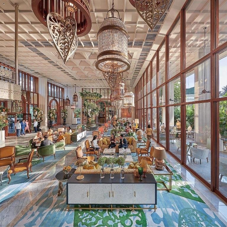 Lobby with large floral arrangement at Mandarin Oriental, Bangkok