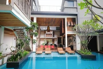 Courtyard swimming pool at Nanda Heritage Hotel